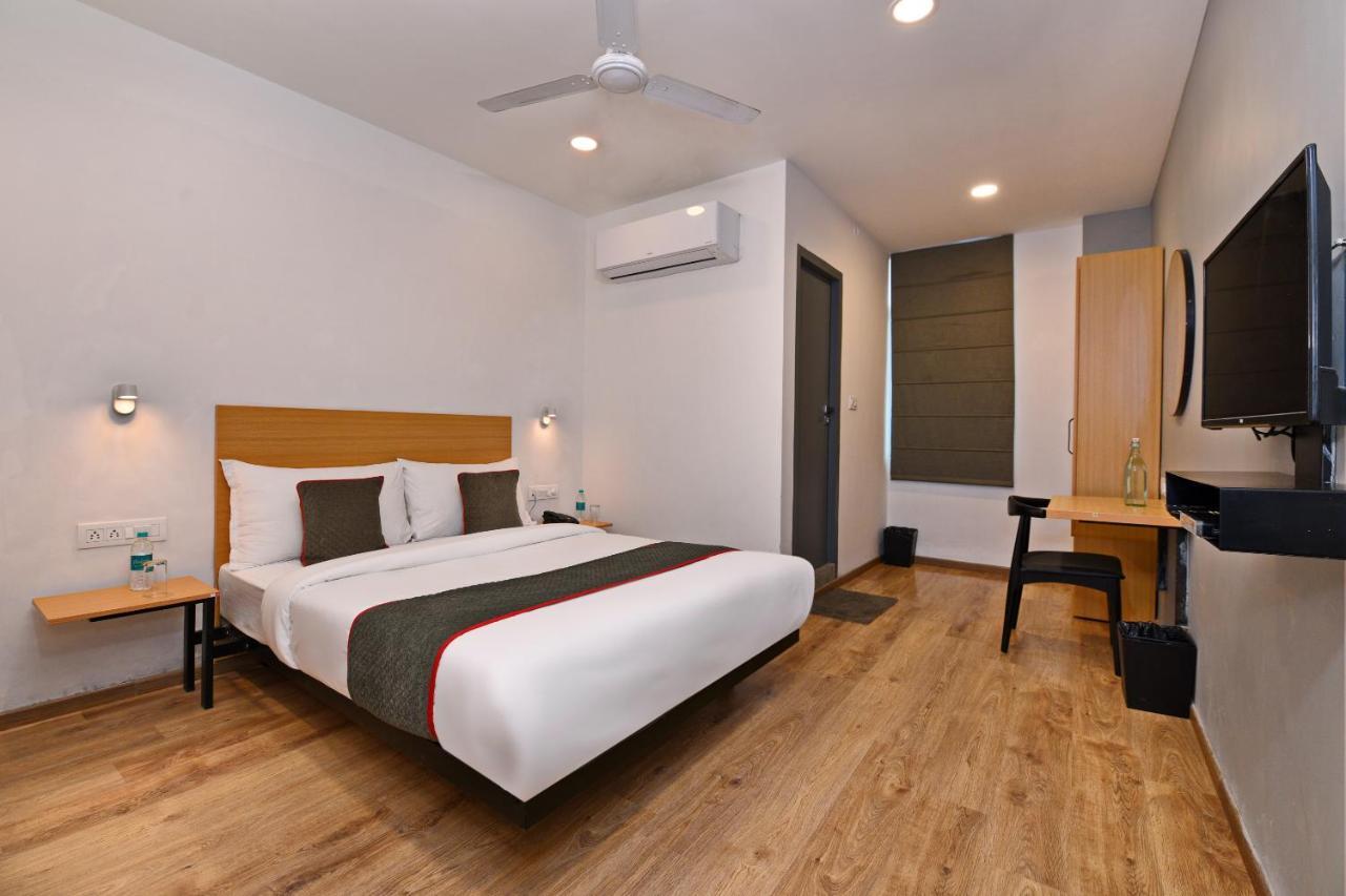 Townhouse Function Inn Near Chaudhary Charan Singh International Airport Lucknow Exterior foto